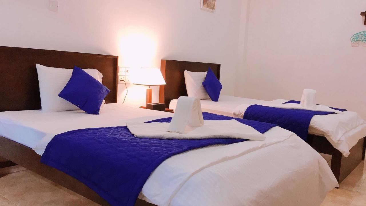 Blue Whale Holiday Hotel Mirissa Kültér fotó